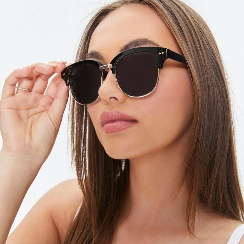 NWT Retro Sunglasses